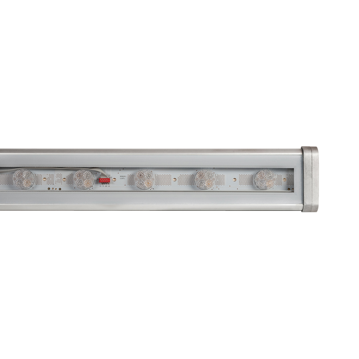 product_lightmoves_led_and_feature_lighting_wall_grazing_&_washing_space_cannon_aurora_03