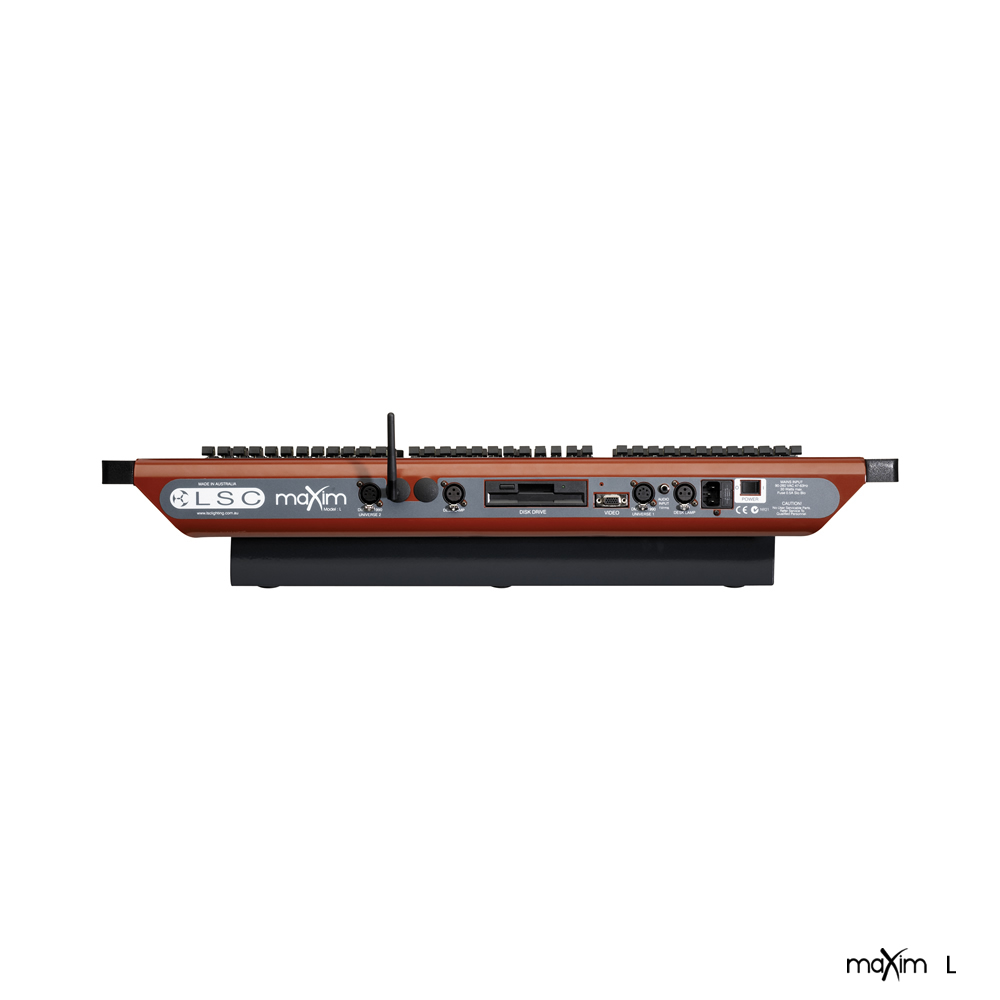 product_lightmoves_theatre_technologies_lighting_consoles_lsc_maxim_04