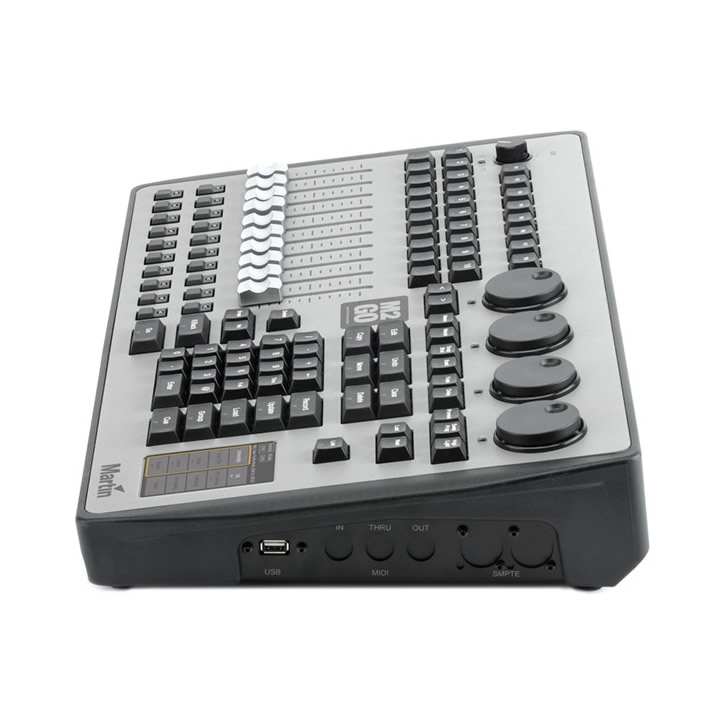 product_lightmoves_theatre_technologies_lighting_consoles_martin_m2go_04