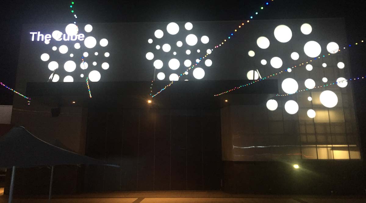project_lightmoves_the_cube_wodonga_01