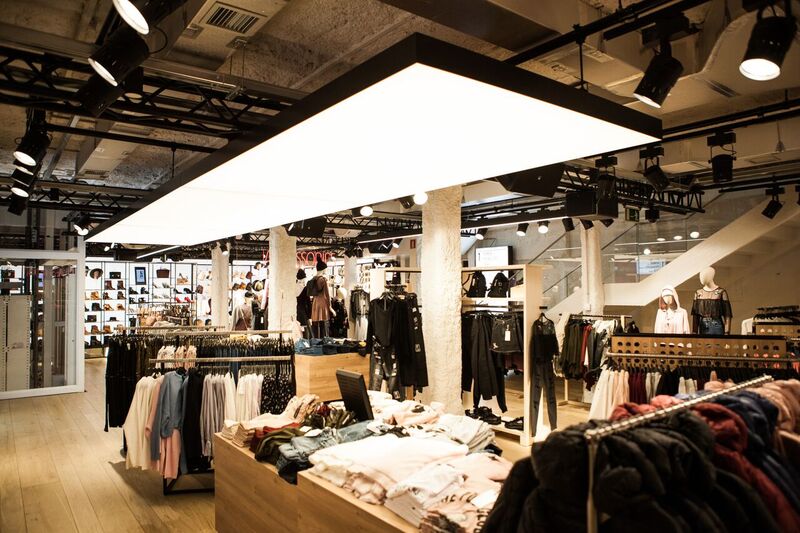 OneSpace_Bershka-Madrid_Web Philips OneSpace