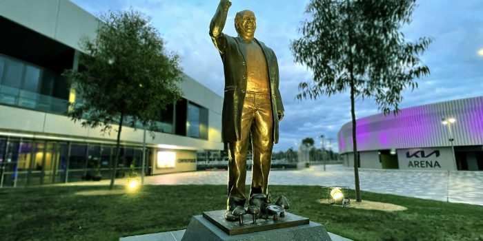 Lighting control solution for Gudinski Statue unveiled outside Rod Laver